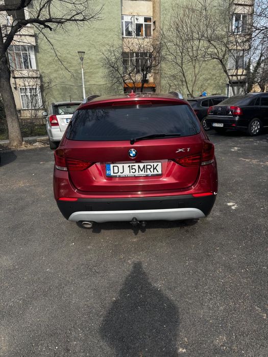 BMW X1 2011 — imagine 3
