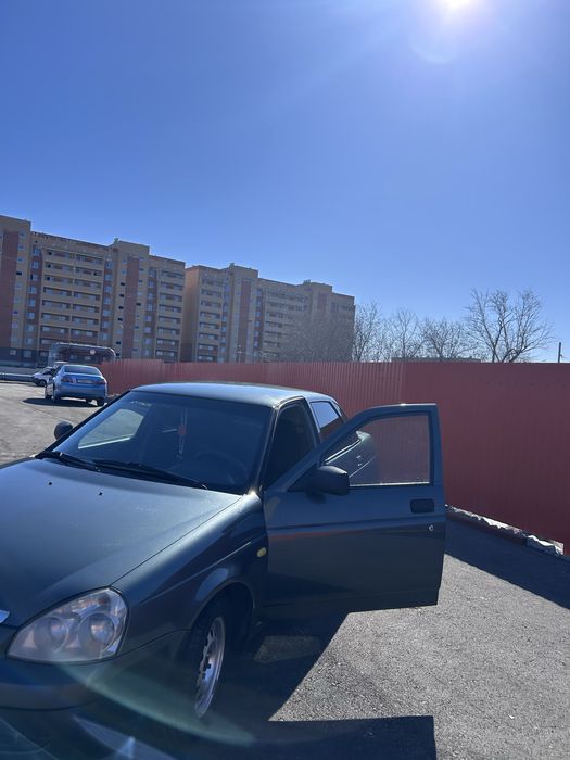 Продам Приору 2010год