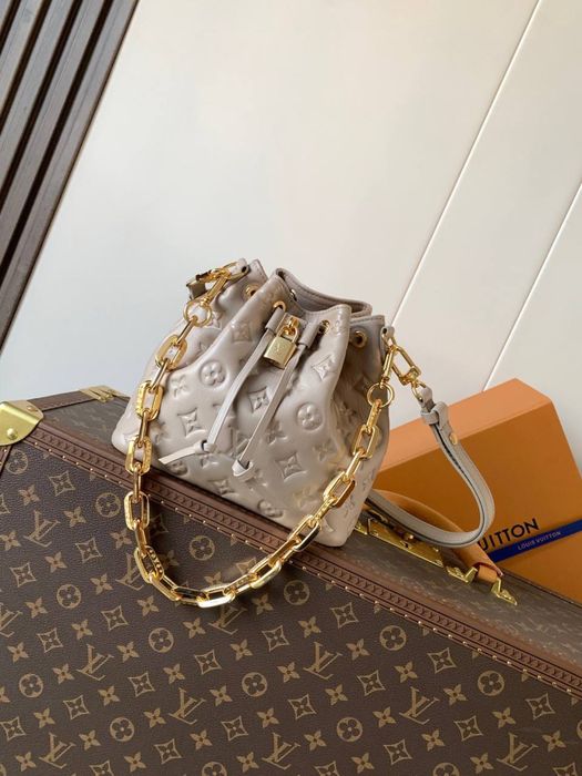 Geanta Louis Vuitton Bucket