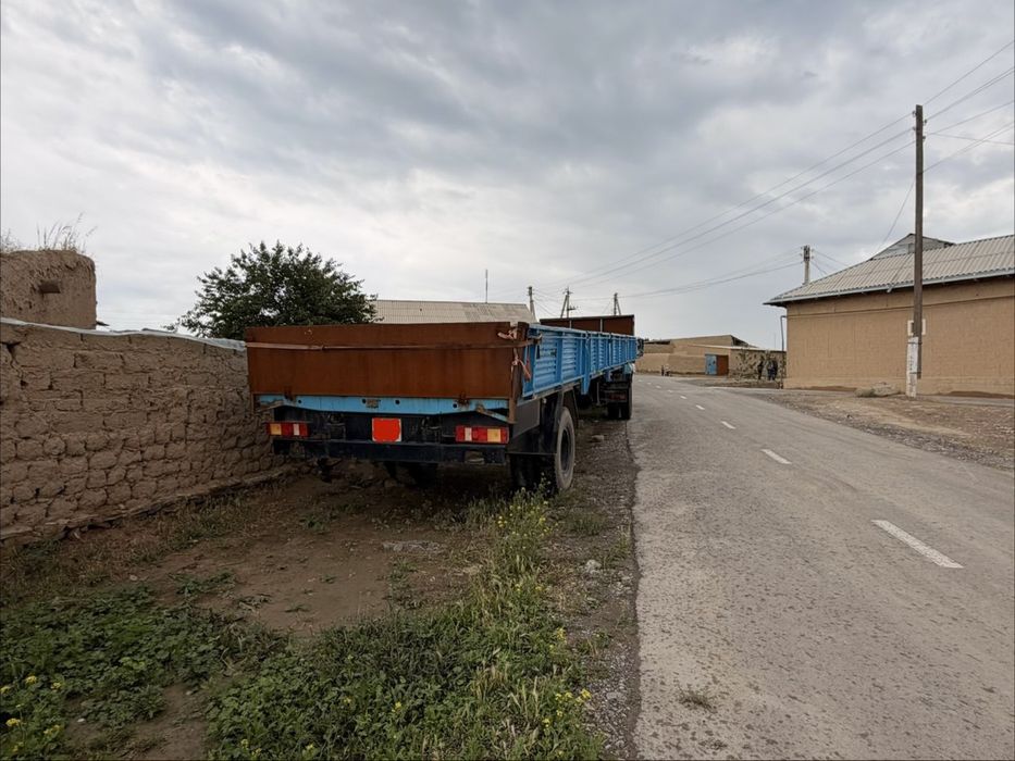 Зил тиягач Зил 130