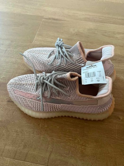 Yeezy 350 culoare roz - marimea 41 1/3