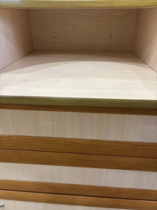 Продам трюмо / комод с зеркалом