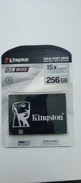 SSD  диск 256 Gb