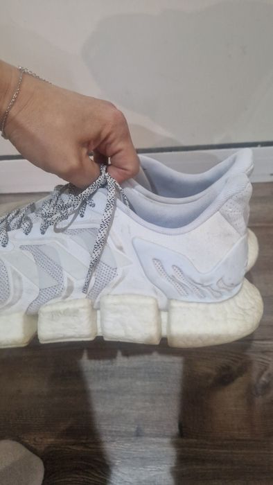 Маратонки 46,5 номер