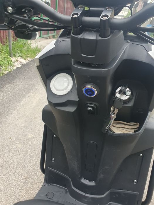 Продам Скутер танк