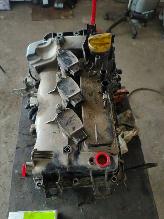 Дачия сандеро. Двигател на части