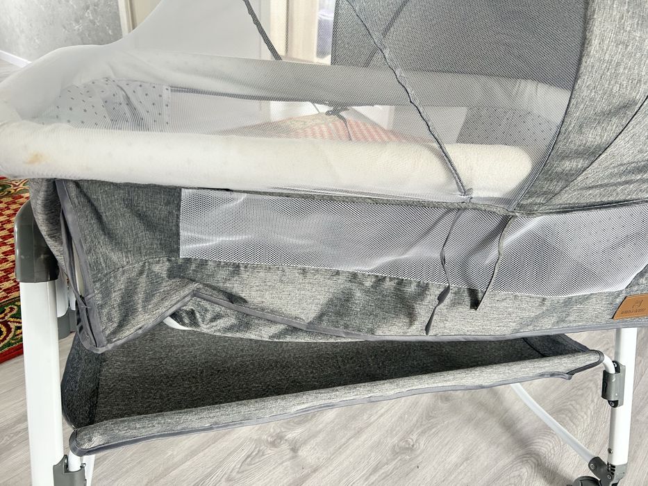 Продам детская кроватка