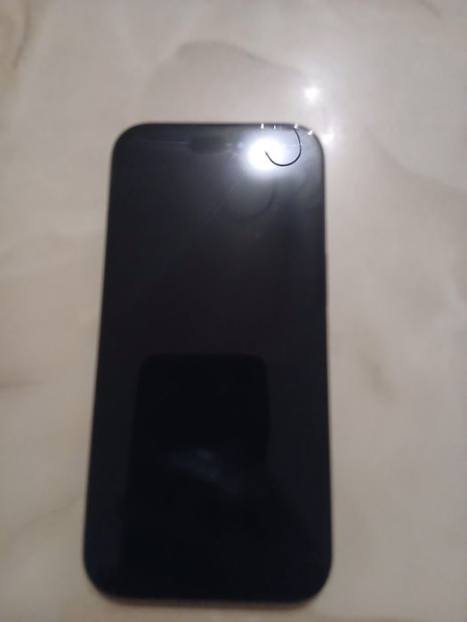 Vând iPhone 15 256 gb