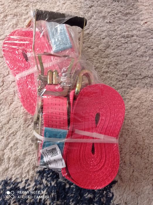 Ремень и трещотка для крепления груза