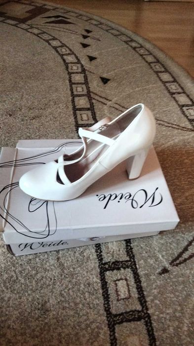 Vând rochie mireasa