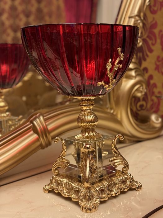 Читсая Италянская ваза 2 шт 2000