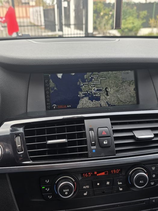BMW X3 2012 — imagine 4
