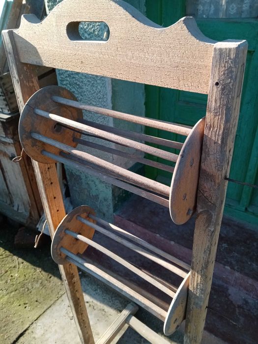 Vrtelniță veche din lemn sănătos