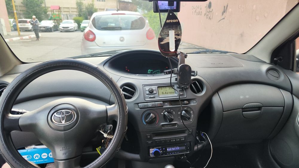 TOYOTA Yaris 2005 — imagine 5