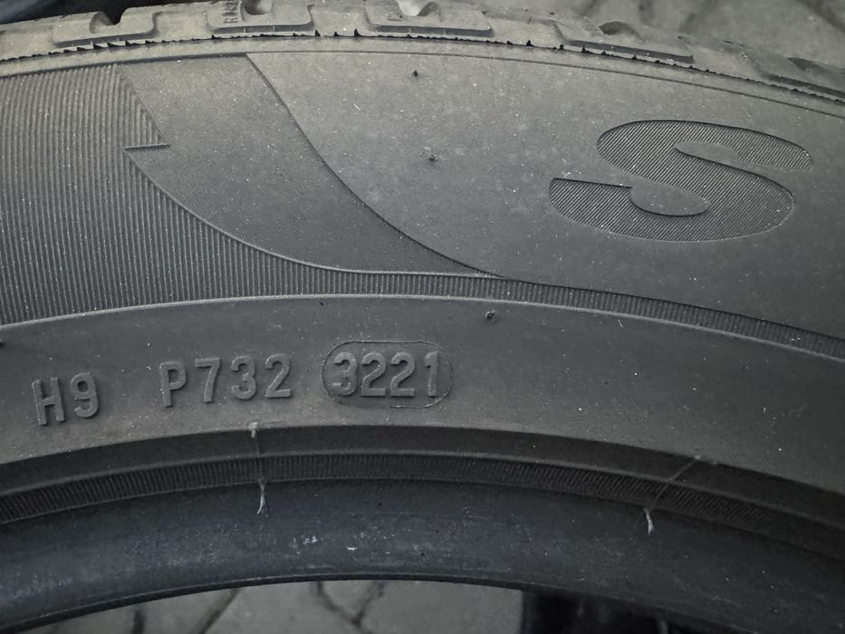 2бр Зимни Гуми Pirelli 235/55/18 DOT3221