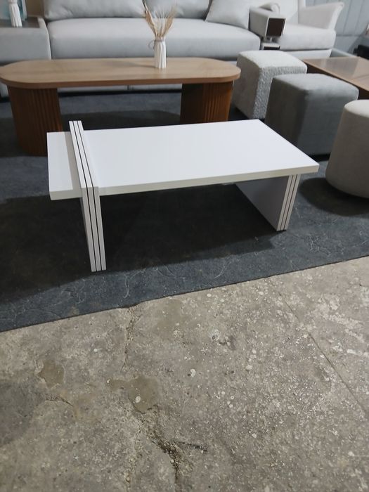 Столик журнальный