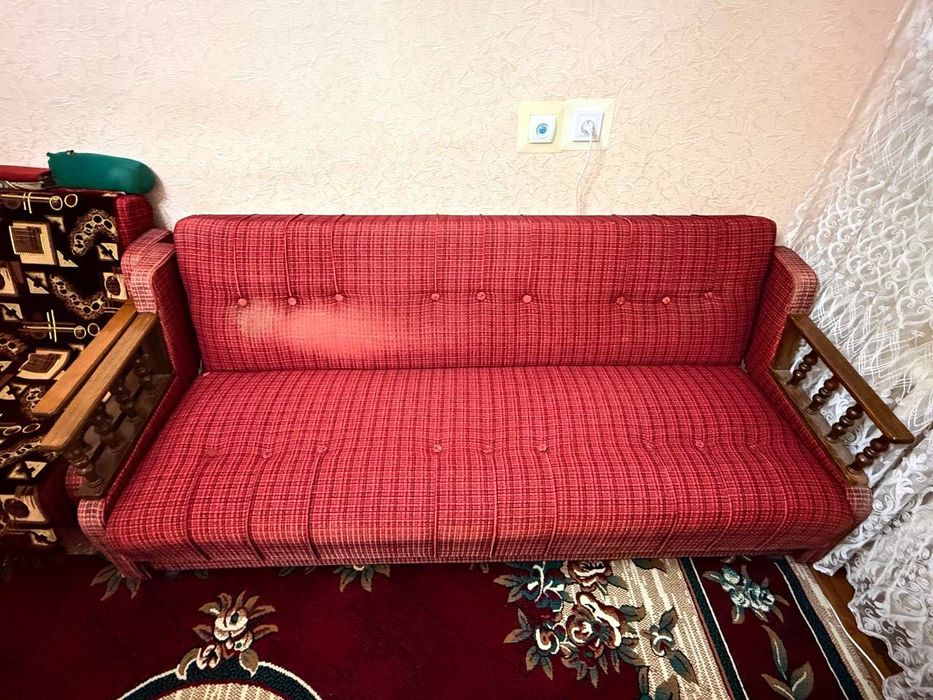 Диван и кресло советский