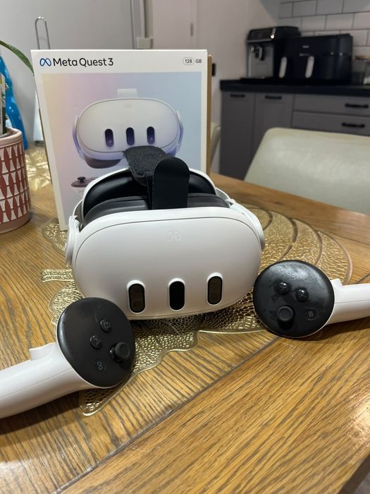 Meta Quest 3 – VR 128GB Stare foarte buna