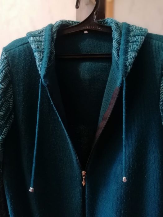 Продам кардинан.