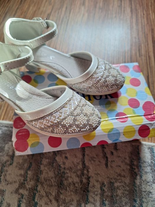 Школьная форма для девочки