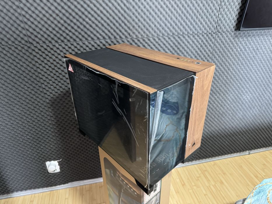 Carcasă PC Premium Corsair 2500X Wood Edition - Nouă, cu folii (mATX/ITX), pentru Gaming sau birou