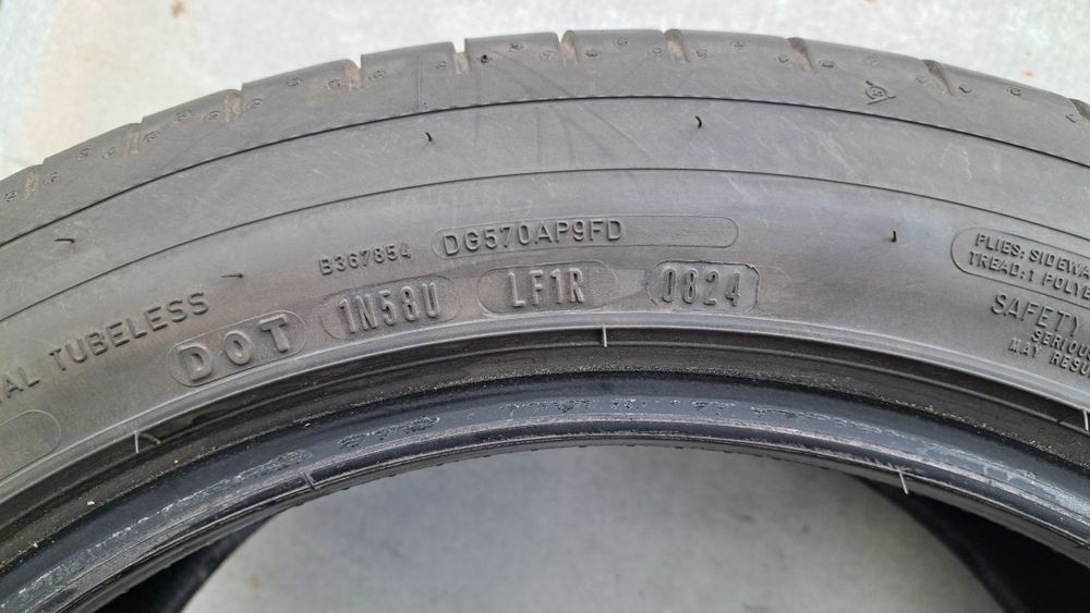 Летни гуми 245 45 18 Dunlop 0824