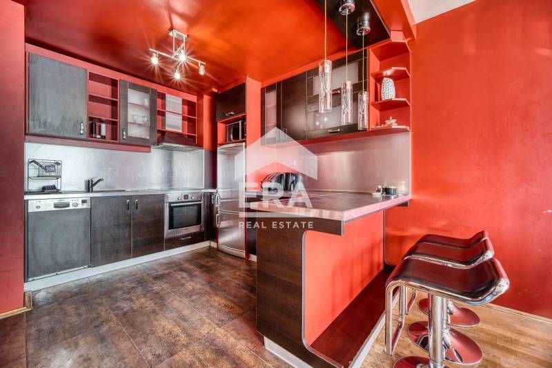 Продава се Тристаен апартамент в Варна, Победа - 90 кв.м за 1071 €/кв.м - Снимка #5