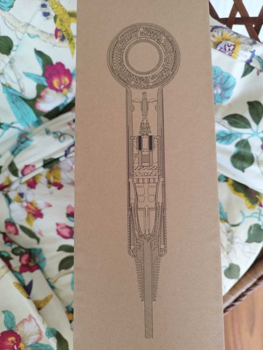 Сешоар Dyson supersonic HD08 син/мед КАТО НОВ