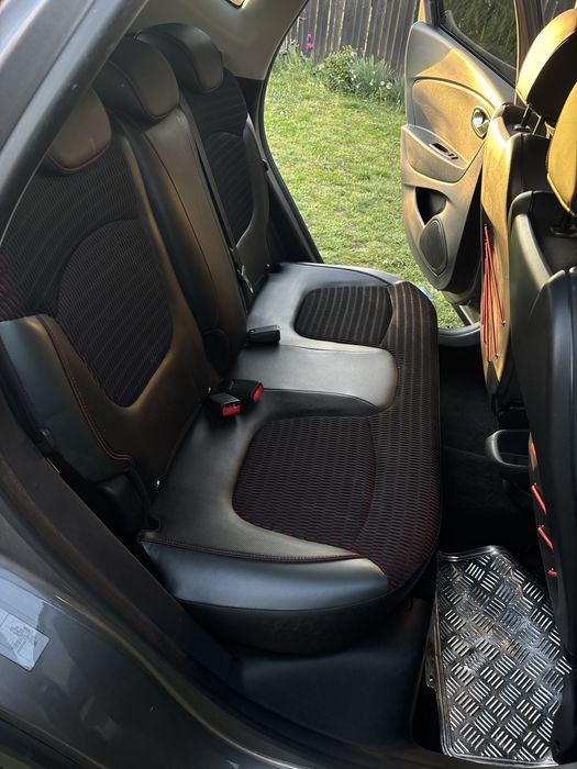 Renault Capture Helly Hansen