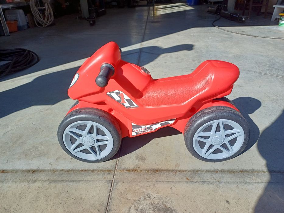 Продавам детски мотор Pilsan