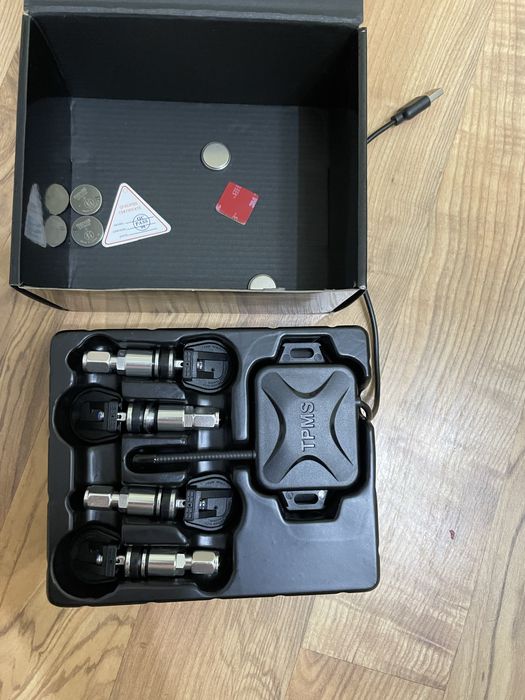 Продам датчик давления шин