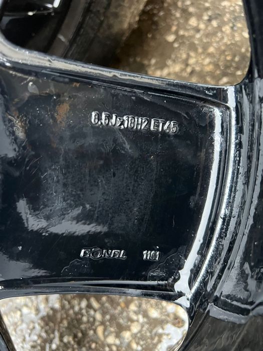 патерица Audi A8 S8