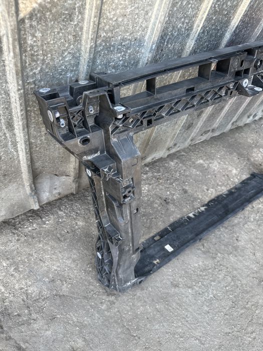 Vand trager original Skoda Superb 3 2015 3V0805588 J