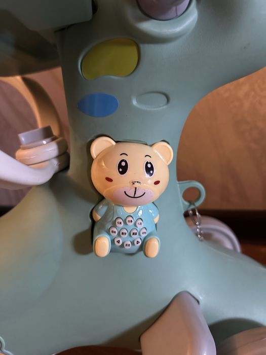 Продам деский беговел-качалка