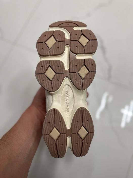 New Balance 9060 “Bisque Sea Salt”