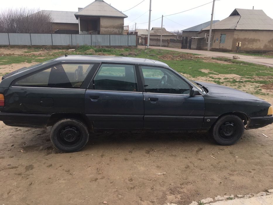 Audi. 100 Универсал