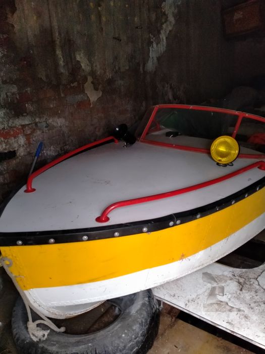 Продам лодку казанка