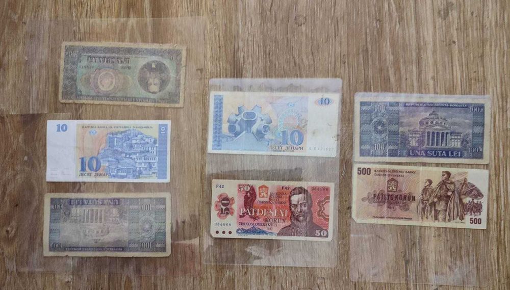 банкноти лотове х 15лв , различни , вакуумирани