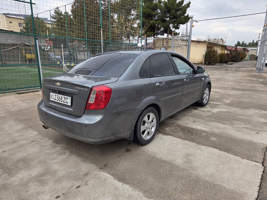 Джентра мокрый асфальт