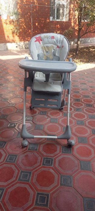 Стульчик для кормления