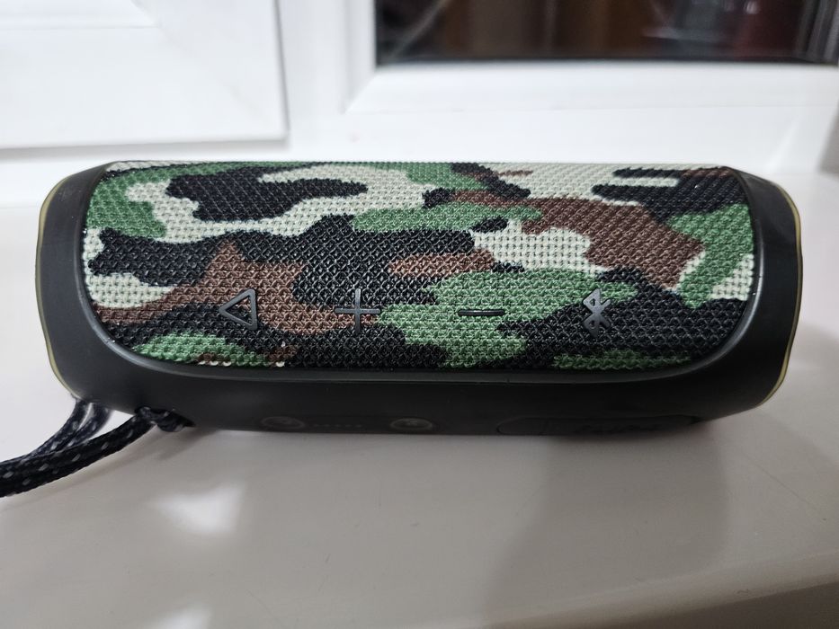 Портативная Bluetooth колонка JBL Flip 4