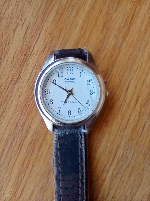 Продавам стари часовници