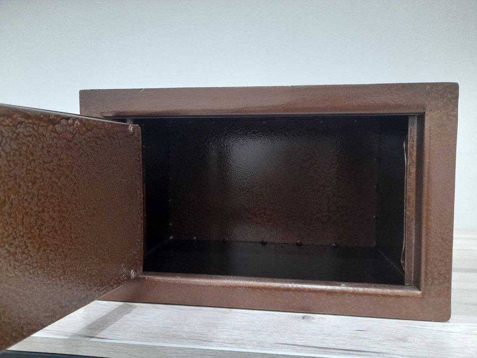 Сейф SONI-TA металлический