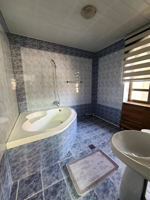 Сдается Дом 7,5 соток, 12 комнат ( Мирзо-Улугбек) ( н778 )