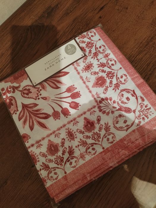 ZARA Тканевые салфетки новые