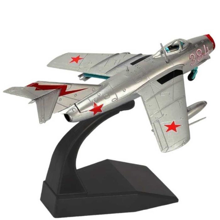 Macheta avion metalica Mig-15bis Fisbed scara 1:72