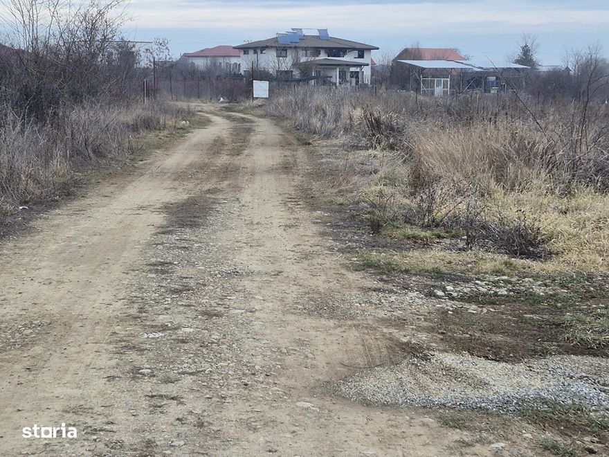 Vanzare teren Balotesti,apropiere Dn1 si sens giratoriu, pr