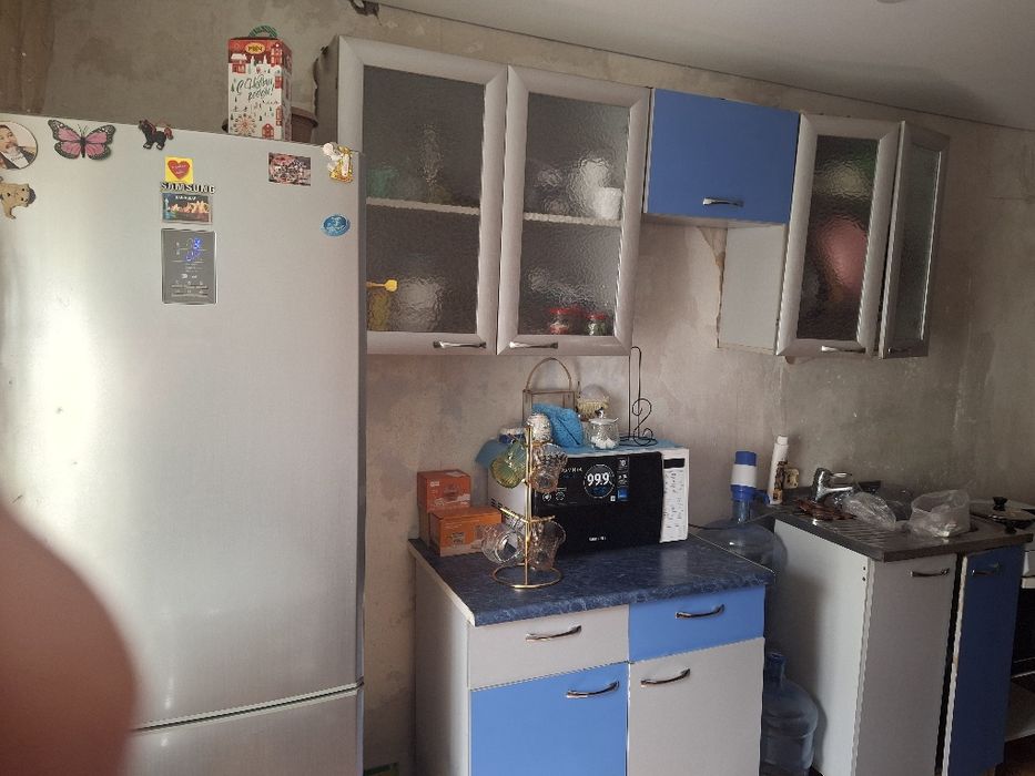 Продам кухонный гарнитур.