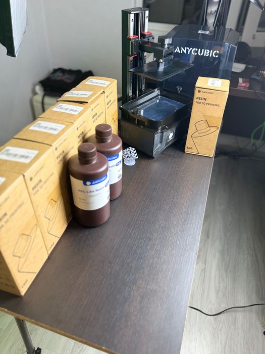 смолен SLA 3D принтер Anycubic Photon Mono X 6Ks + 9 литра неотворена смола и ~2 литра подарък