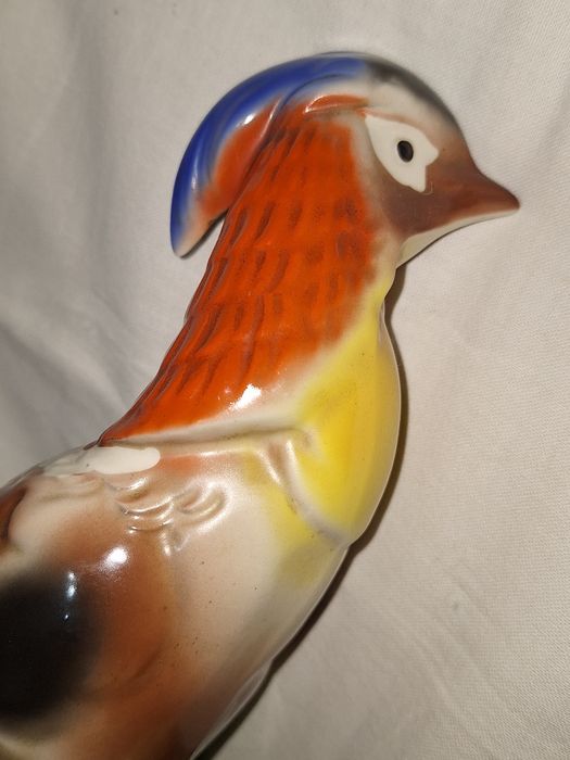 Стара порцеланова фигура папагал